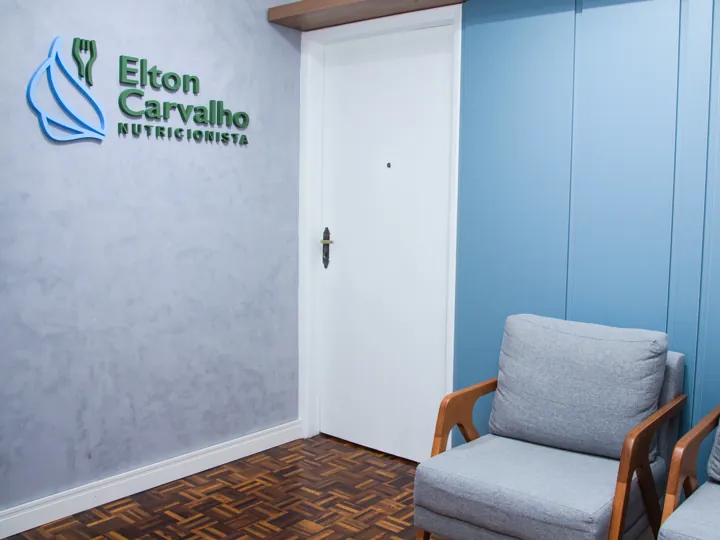 Recepção do consultório de nutrição de Elton Carvalho, no centro de Juiz de Fora
